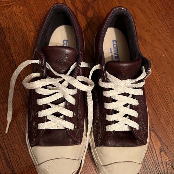 Converse Women Jack Purcell leather low top, lace up sneaker shoes. Size 7 - Picture 7 of 7
